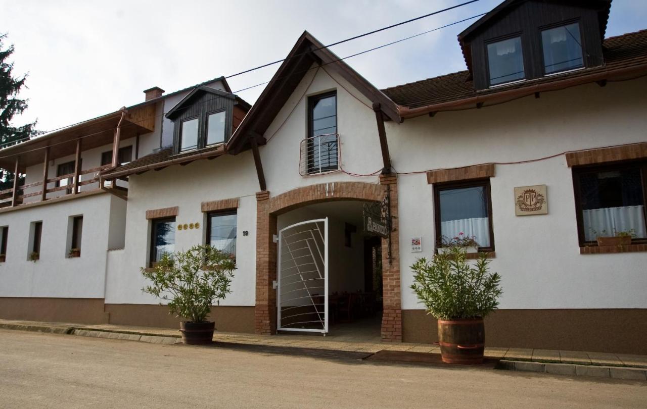 Polgar Panzio Bed & Breakfast Villány Eksteriør bilde